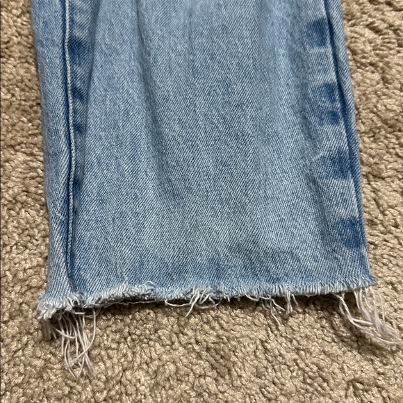Good American cropped distressed jeans size 12/31 - Picture 2 of 8